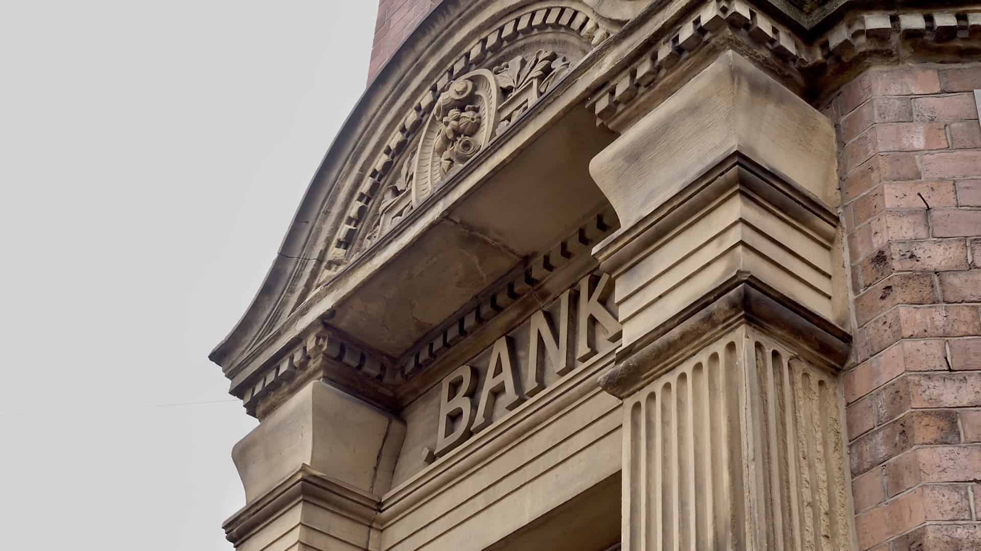 photo of the front of a bank